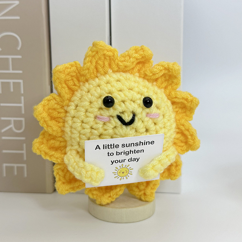 Home Textiles Today - Poupée soleil au Crochet positif drôle,