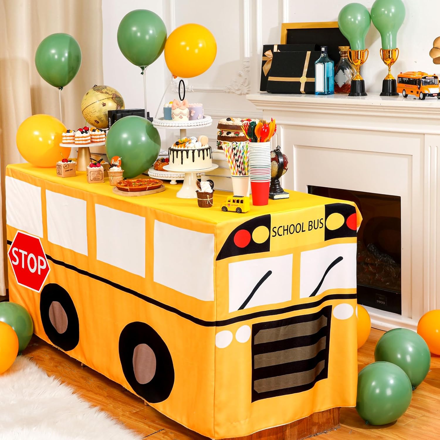 Home Textiles Today News - Nappe en forme de bus scolaire