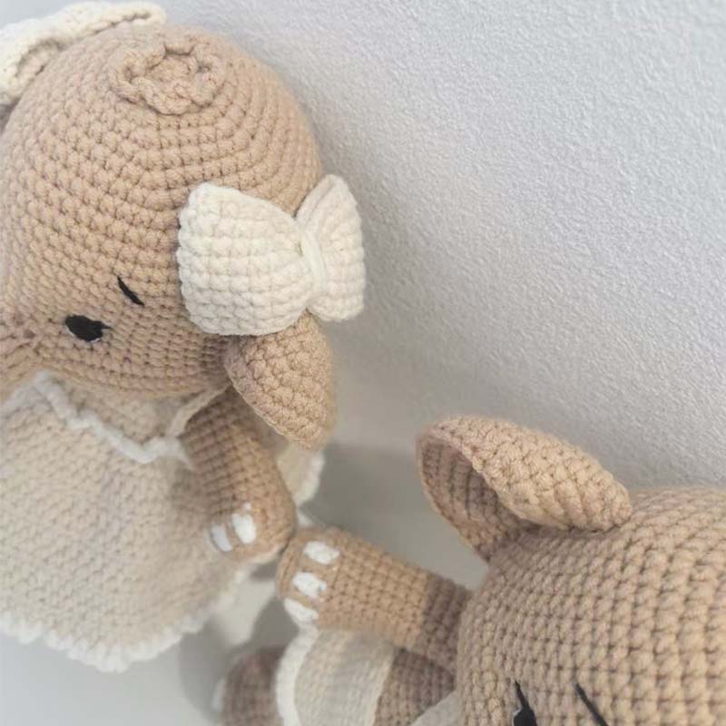 Éléphant en peluche fait main  - Home Textiles Today avis et prix